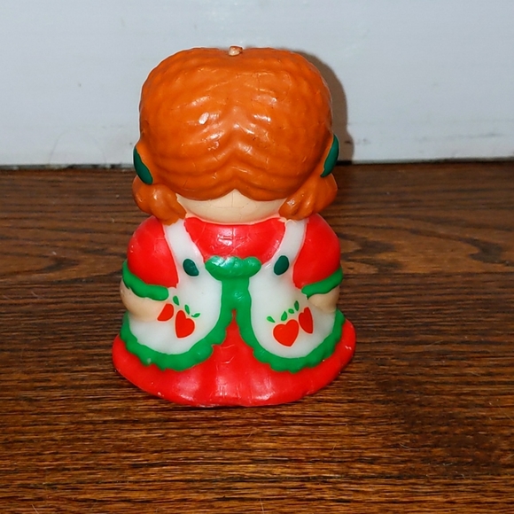 Vintage girl doll candle - Picture 2 of 7